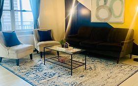 Downtown Condo! Private Balcony! Pt10F